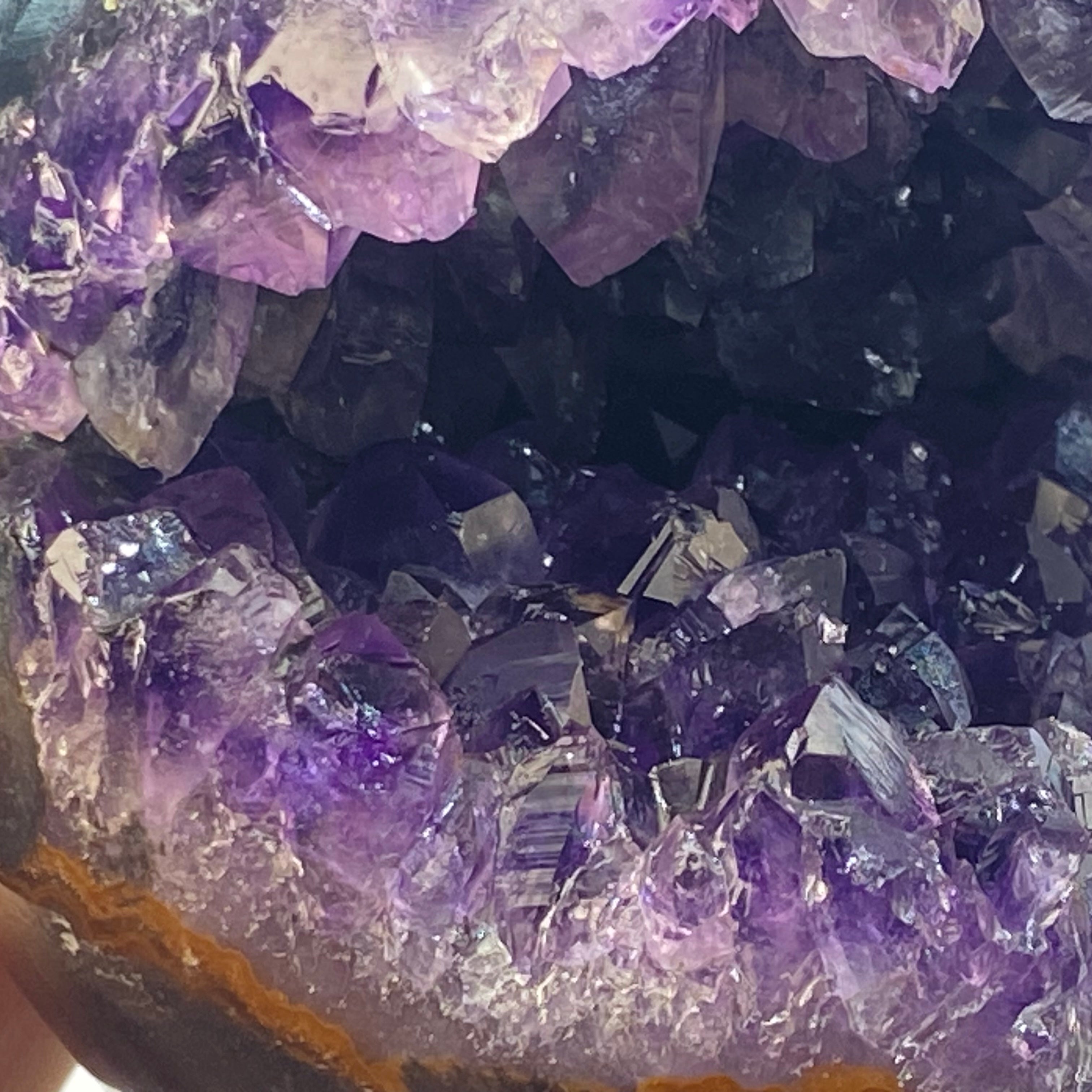 開口笑紫晶球