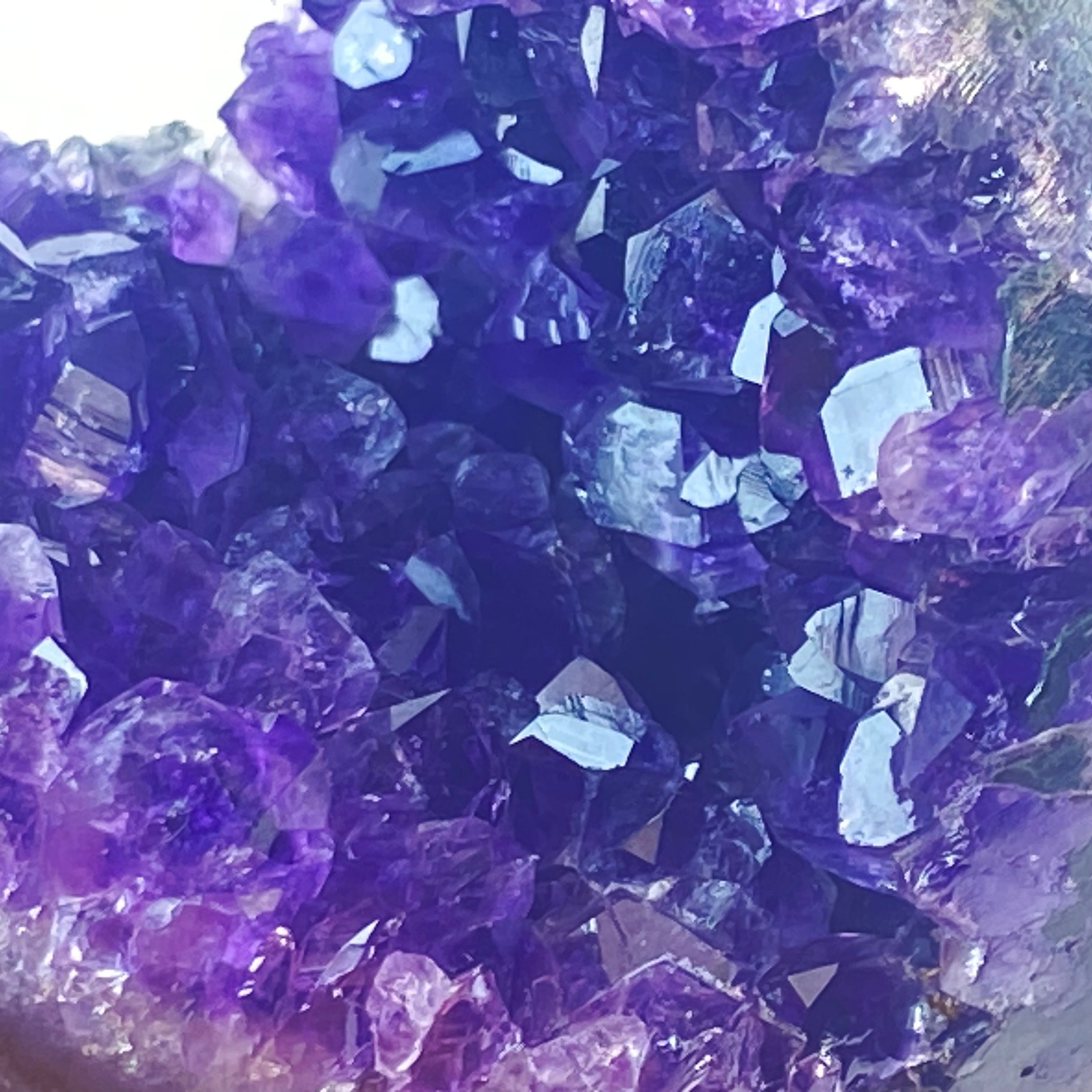 開口笑紫晶球