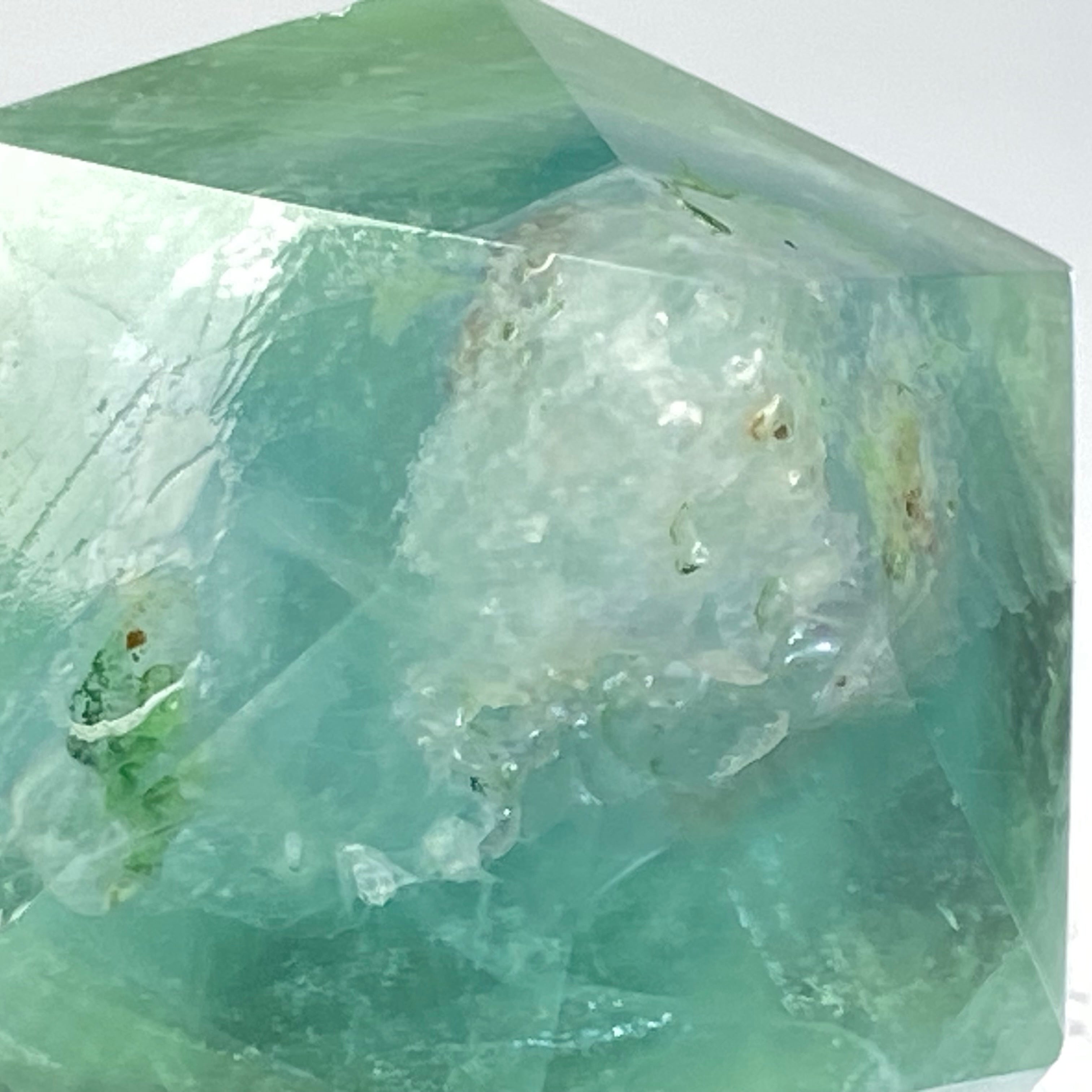 紫綠羽毛螢石柱 | 冥想淨化、靈修療癒