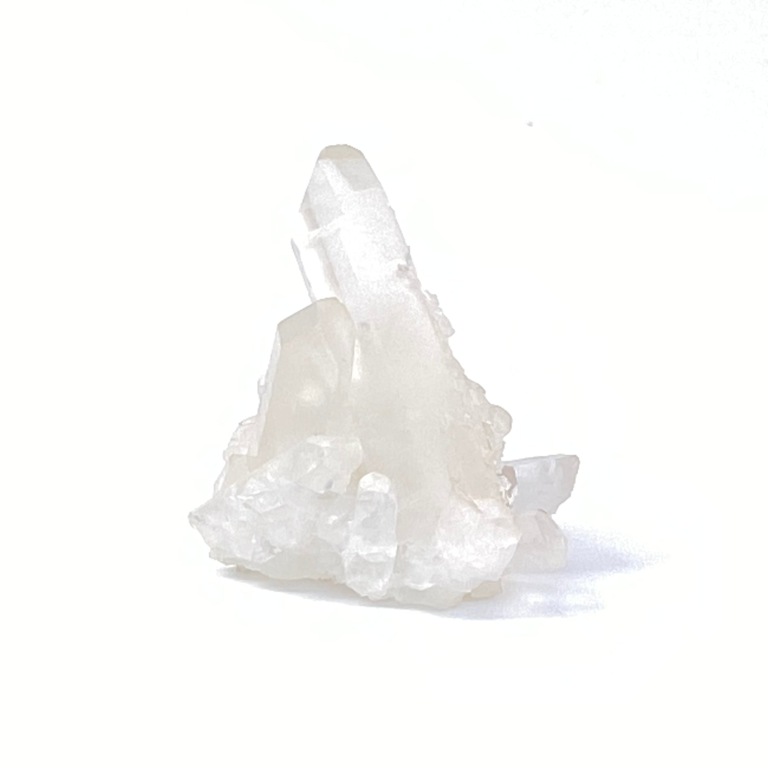 馬達加斯加白晶簇 (透明白色水晶 / 帶紅或黃泥)
