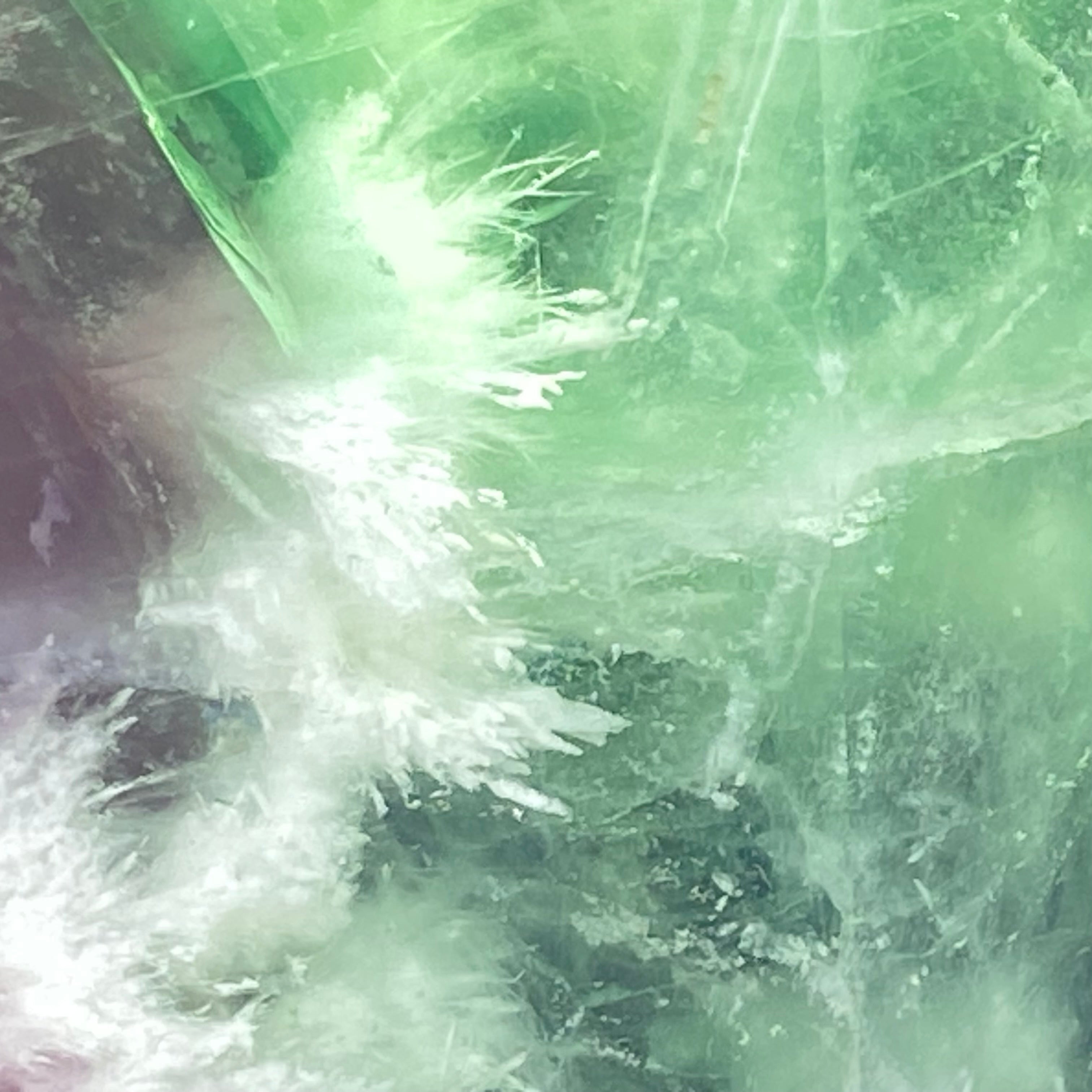 紫綠羽毛螢石柱 | 冥想淨化、靈修療癒