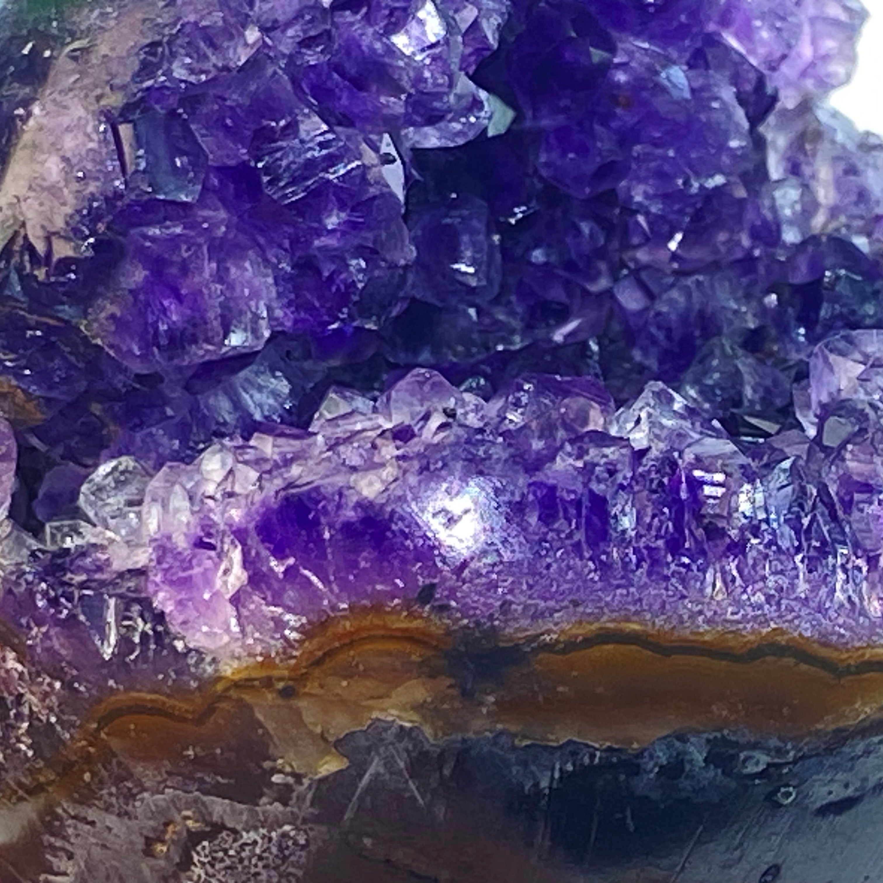 開口笑紫晶球